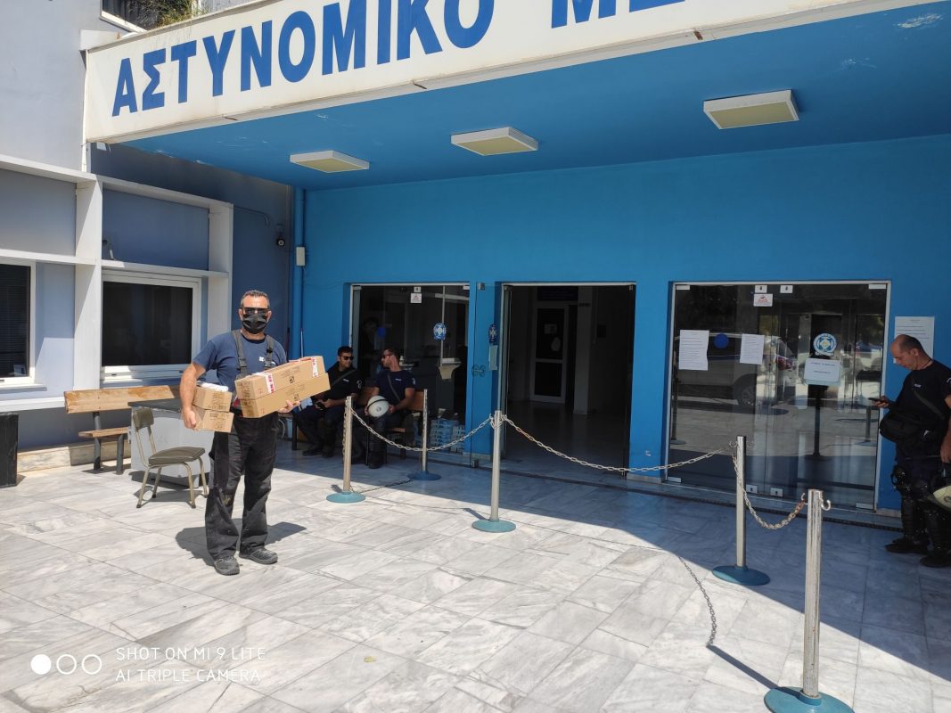 Δωρεές συνεταιρισμού εργοληπτών ηλεκτρολόγων Χανίων